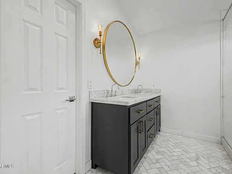 5773 W Shannon St — Photo 27