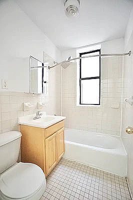 4th image of 235 W 146th St #A3