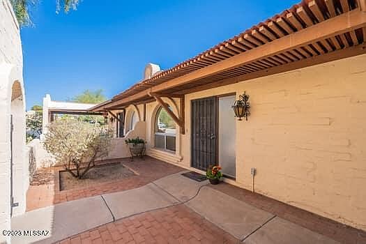 4th image of 5054 N Pueblo Villas Dr