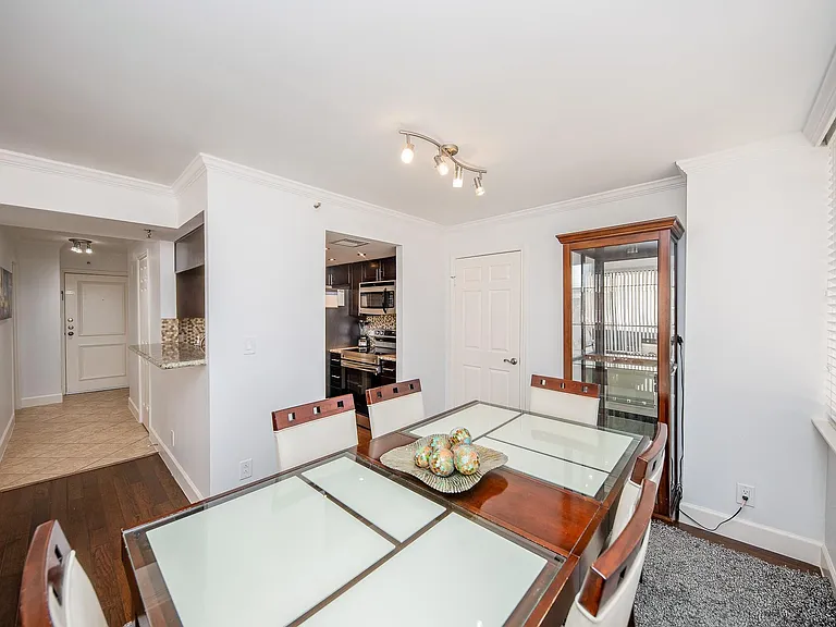 3525 Sage Rd #710 — Photo 9