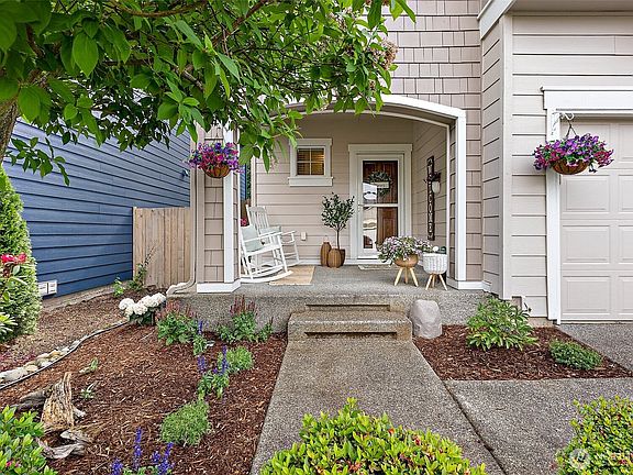 2nd image of 18219 73rd Avenue E