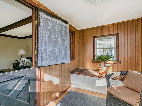 3rd image of 21 Wilmarth Ave