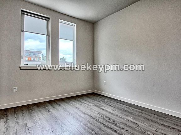 5th image of 1515 N Simpson St #Orya1515-102