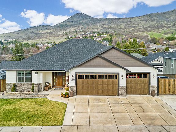 2nd image of 4777 Hathaway Dr