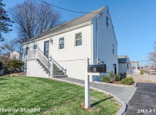 4 Robins Square East, Norwalk, CT 06854