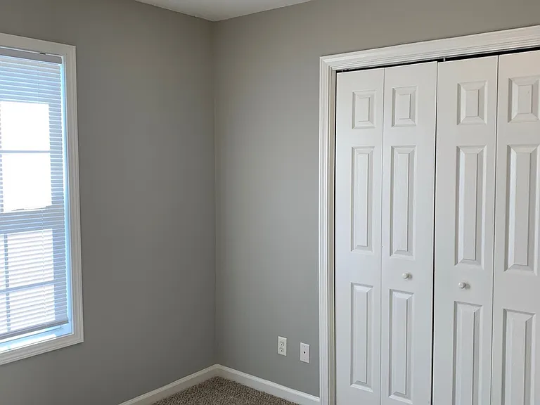 102 Eaglewood Ct — Photo 13