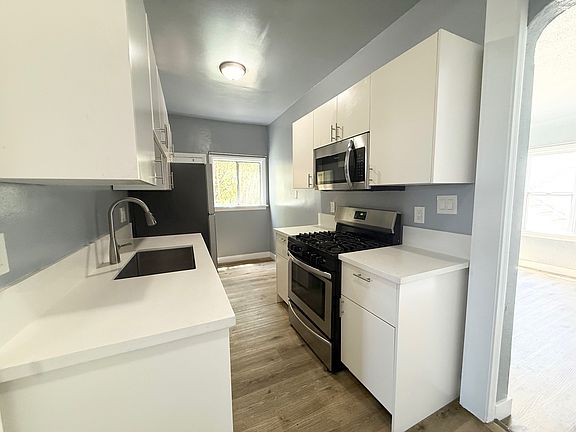 3rd image of 3980 La Salle Ave Unit 3/4
