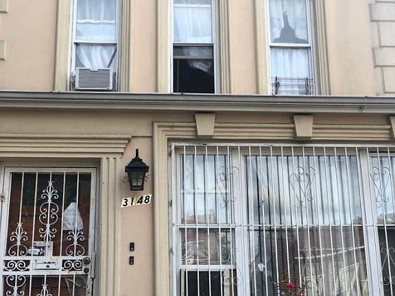 2nd image of 3148 84th St