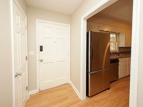 2nd image of 38 Peppertree Ln
