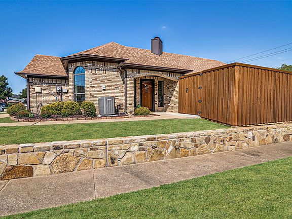 3rd image of 3801 Suffolk Ln