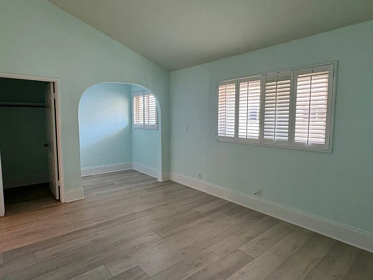 210 S Juanita Ave #D — Photo 14