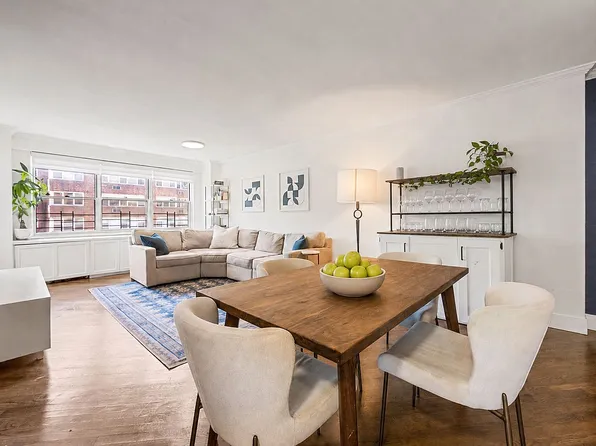 300 E 71st St APT 15G, New York, NY 10021