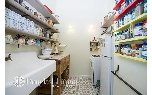 Sold by Douglas Elliman | media 6
