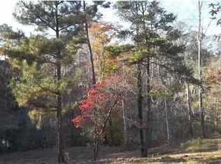 395 Lakeshore Dr, Camden, AL 36726