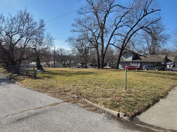 2701 Wood Ave, Kansas City, KS 66104