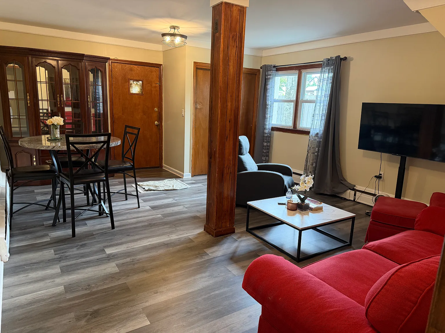 3 bed, 1200 sqft, $2,550 — Photo 4