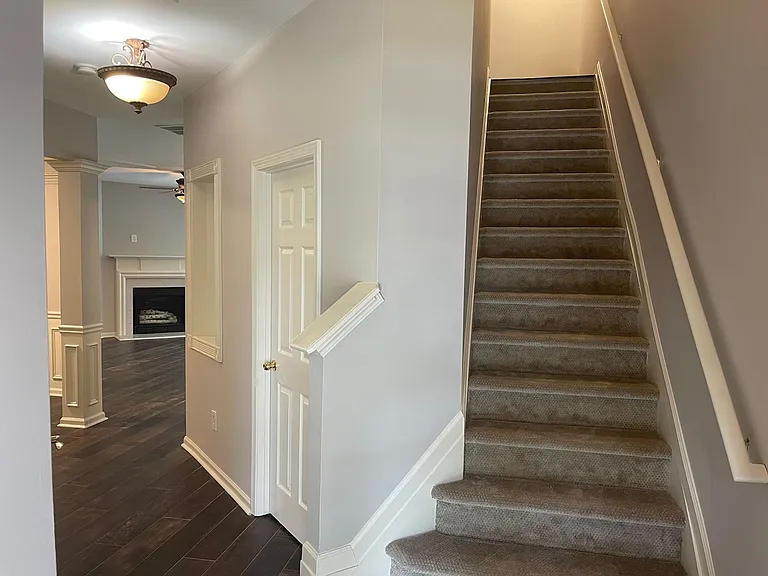2022 Ellison Way NW — Photo 6