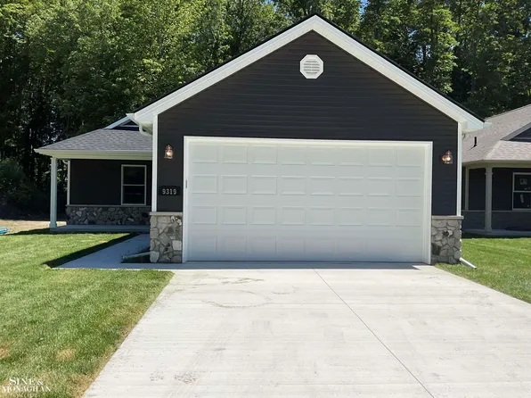 9309 Oakdale St, Clay, MI 48001