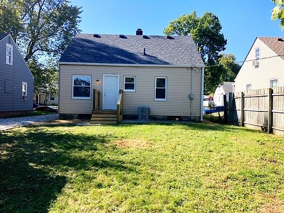 2nd image of 2021 Glenridge Dr