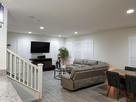 5th image of 5070 S Centennial Cir