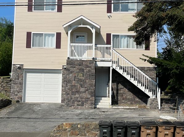 214 Hope St #1