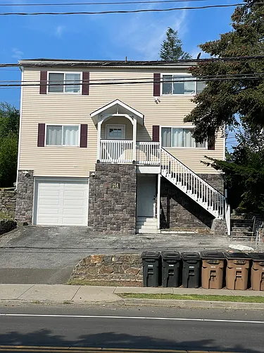 214 Hope St #1 Photo 1