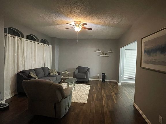 Living room 1 (Downstairs)