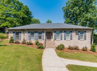 884 Mountain Ridge Dr, Birmingham, AL 35209