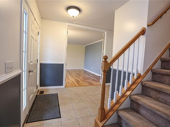 4th image of 67 Longton Pl