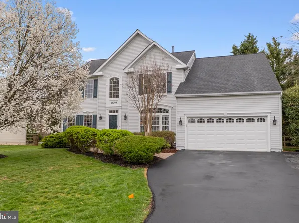 24209 Hailey Dr, Damascus, MD 20872