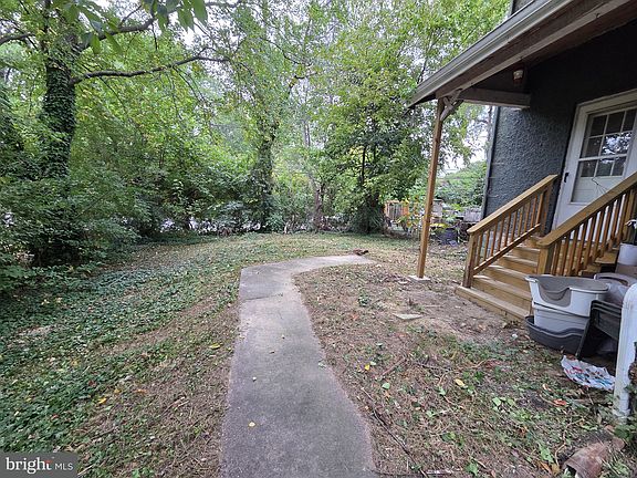 3rd image of 22 Colby Ave