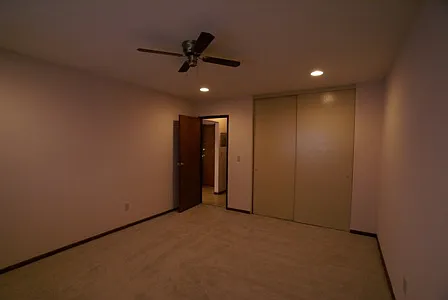 Phillip Park Apartments — Photo 9