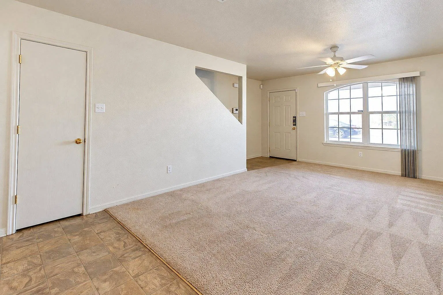 2 bed, 2.5 bath, 5204 sqft, $995 — Photo 3