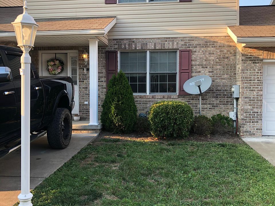 1st image of 225 Donna Ave