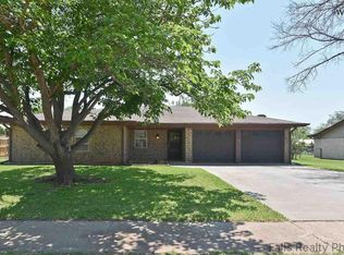 6703 Kit Carson Trl, Wichita Falls, TX 76310