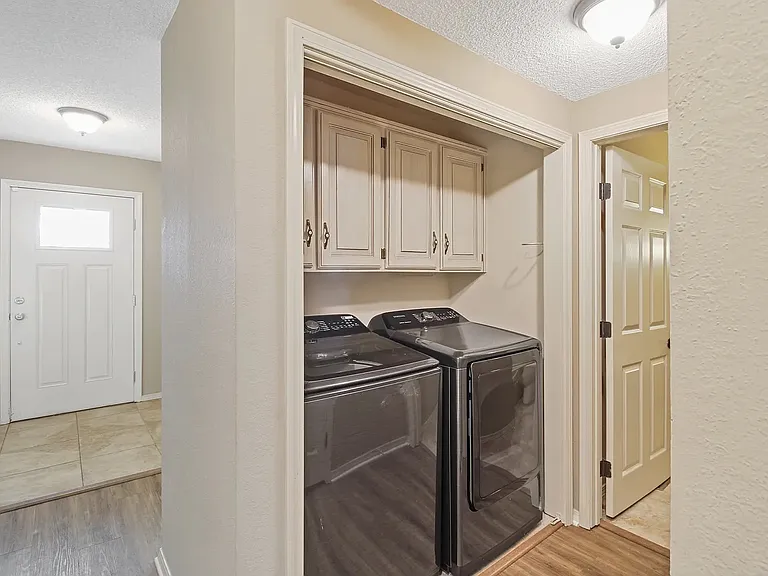 3202 Cardinal Creek Cir — Photo 15