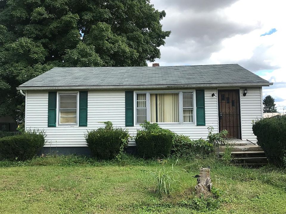1st image of 122 Lane Dr