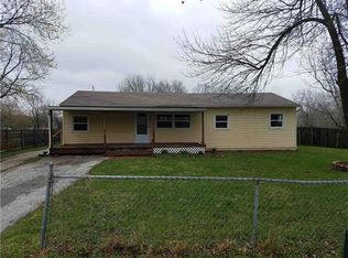 17605 Chestnut Dr, Belton, MO 64012