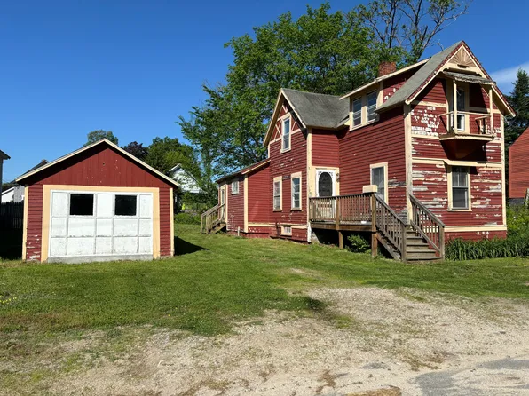 6 School Street, Bridgton, ME 04009