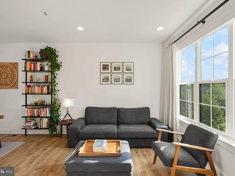 11258 Faraday Park Dr — Photo 8