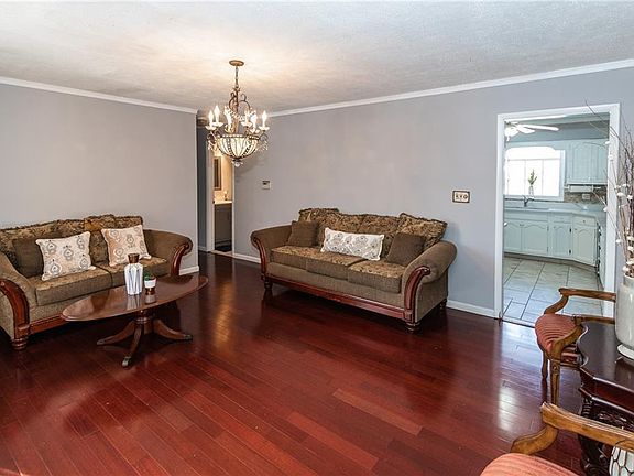 5th image of 5770 N Alton Ave