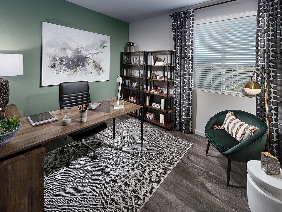 Office in a 5015 floorplan at a Meritage Homes community in Manteca, CA.