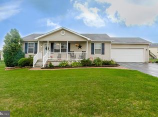 75 Tather Dr, Martinsburg, WV 25405
