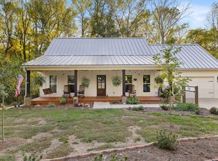1909 Erskine Dr, Florence, AL 35630