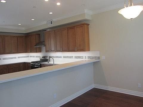3rd image of 95 Tennant Ave