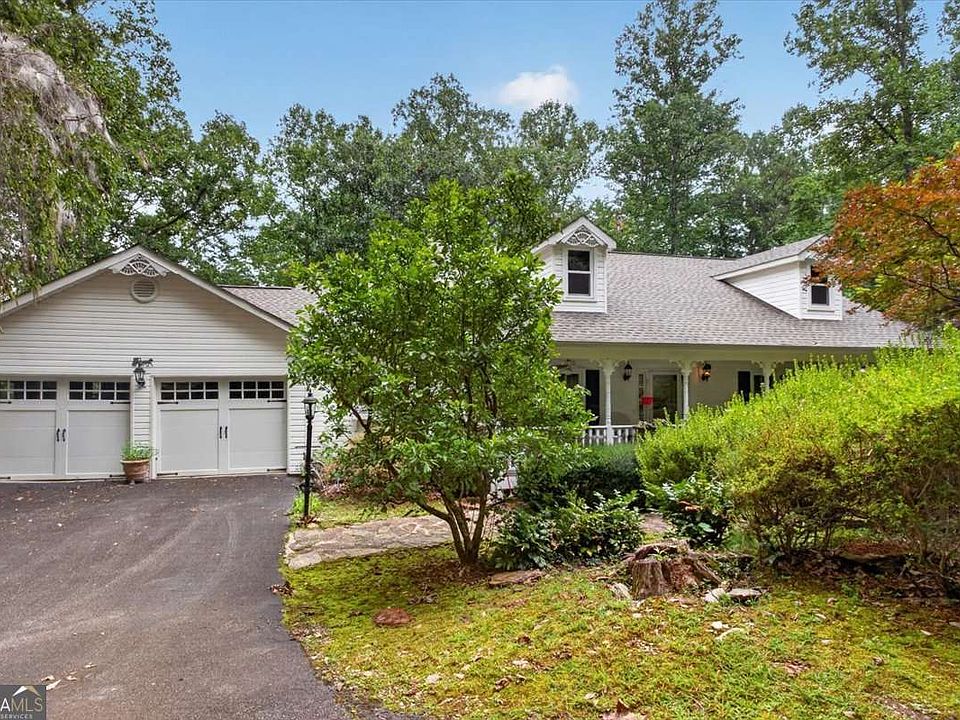 1st image of 654 Oaklands Dr