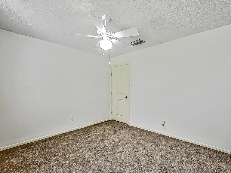 2922 Lakefield Way — Photo 28