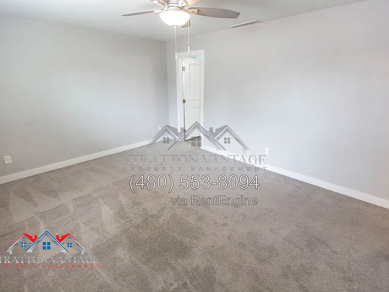 2732 E Michigan Ave — Photo 26