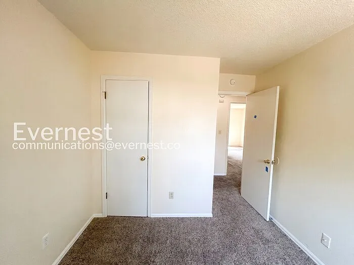 2702 Dickens Dr — Photo 17