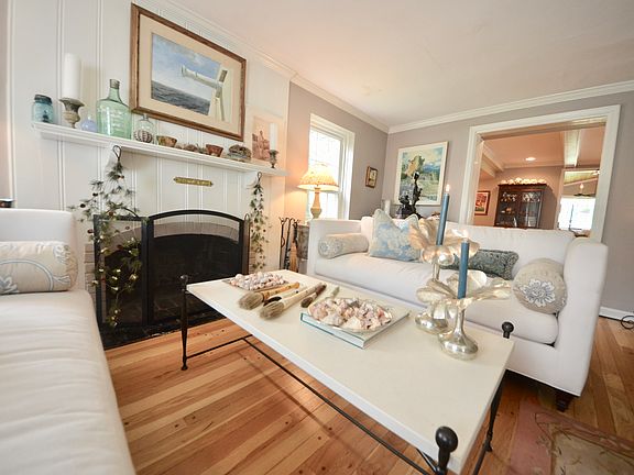 5th image of 1119 North Dr